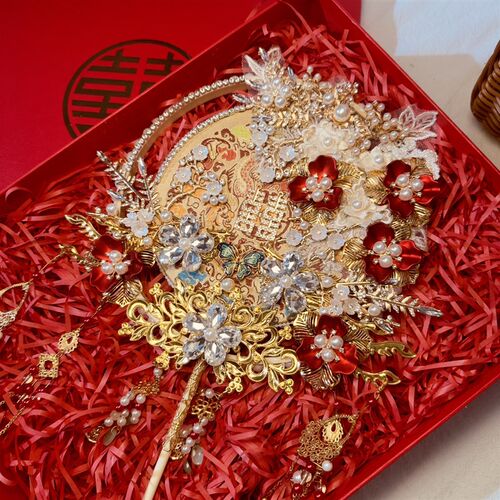 新d式嫁结婚团扇娘iy级手工材料包双面成品喜扇子新中出秀禾服