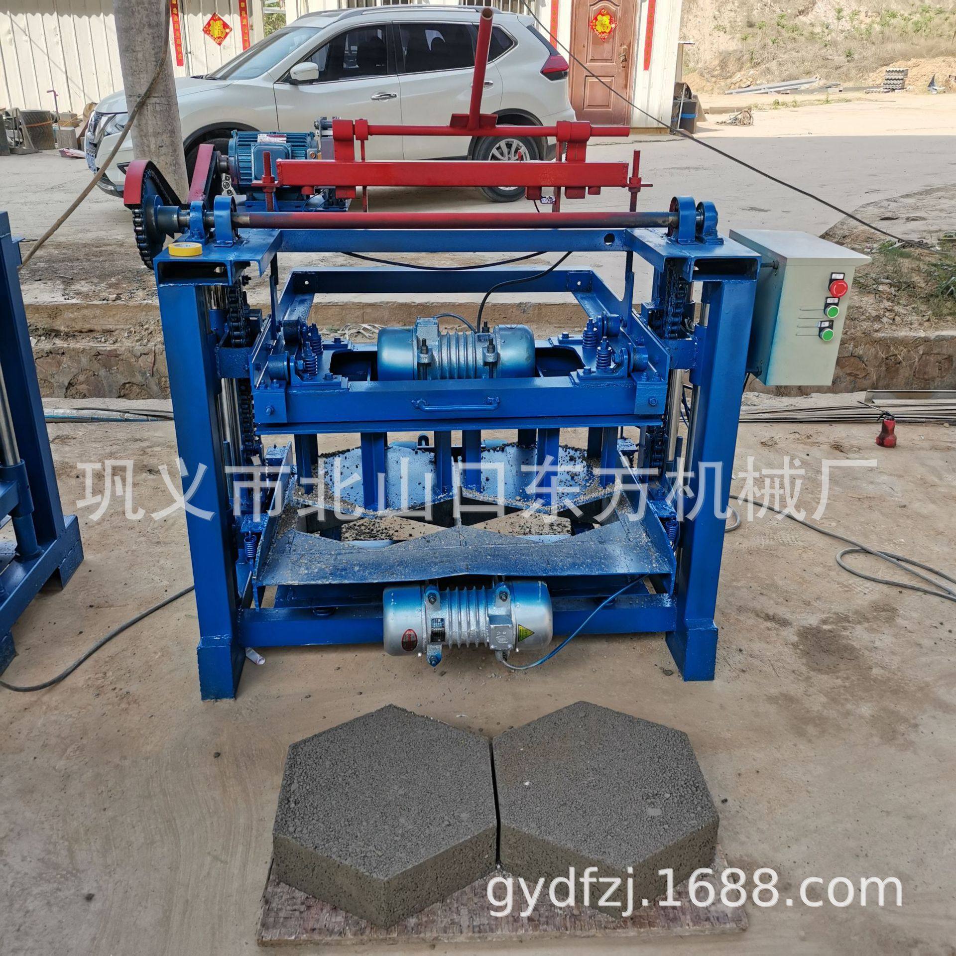 4-35A制作六边形铺路砖实心水泥制砖机