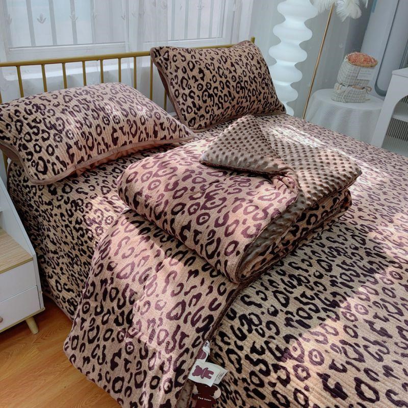 新款婴儿绒豆豆被同款绒床盖绗缝夹棉床单盖