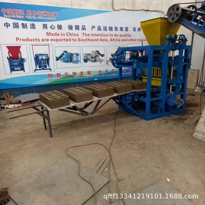 免烧家用制砖机带轮子移动水泥空心打砖机可更换模具混凝土砖机