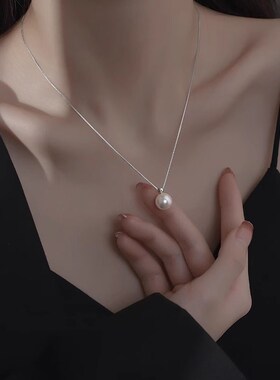 珍珠项链女轻奢小众2024新款爆款潮精致气质颈链锁骨链高级感配饰