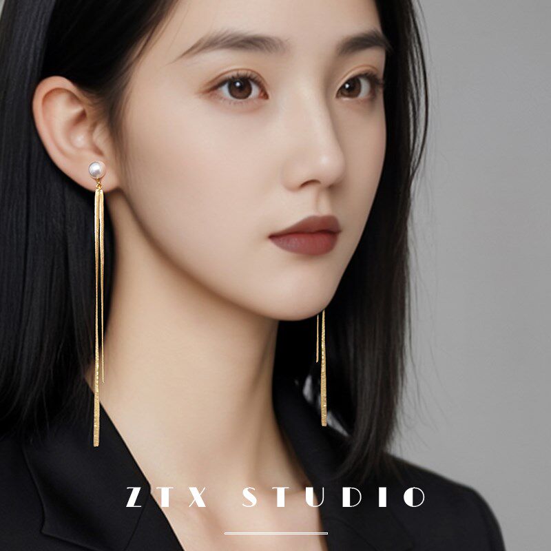 适合圆脸的耳夹无耳洞女长款气质高级感耳饰金色秋冬蚊香盘耳环