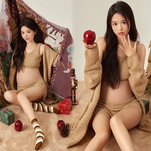 影楼新款孕妇照圣诞主题雪景新年慵懒风居家可爱孕妇毛衣摄影服装