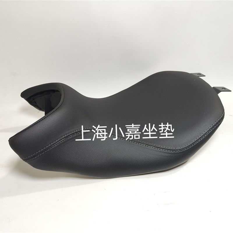 适用贝纳利金鹏552X坐垫改装加热加高降低加厚舒适变窄502x座垫