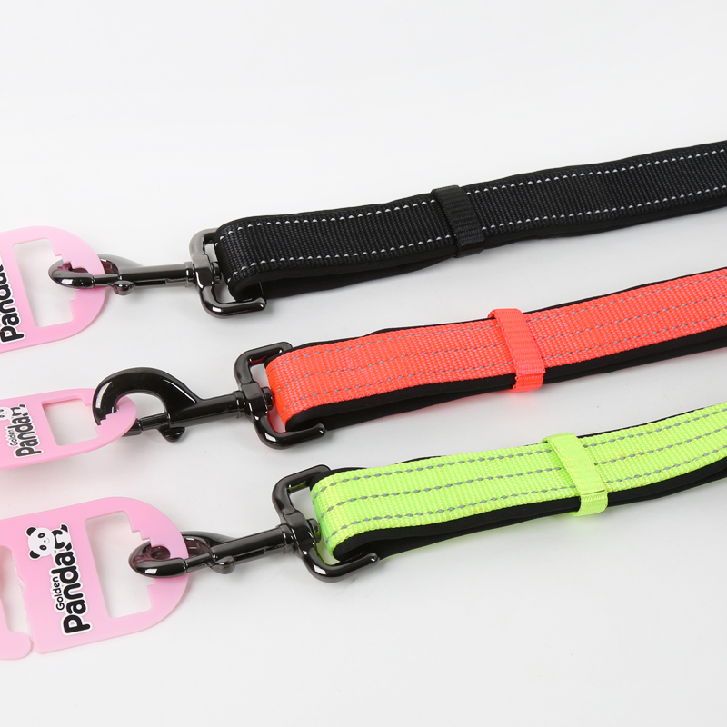 狗狗牵引绳 大狗金毛萨摩耶狗链子拉布拉多大型犬宠物牵引带防咬