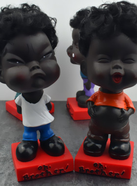 特惠喜怒哀乐黑人摇头娃娃公仔汽车摆饰房间装饰可爱礼品家居摆件