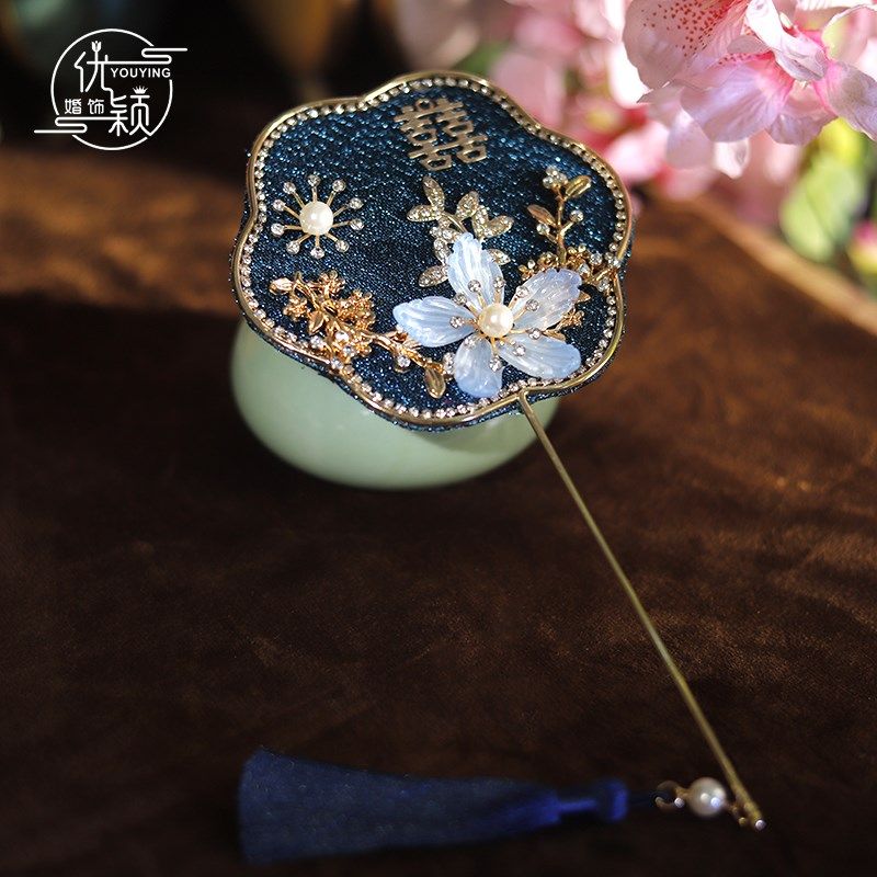 新娘秀禾晨袍小扇子新娘中式小团扇古风手持道具婚礼拍照,家居饰品,工艺扇/团扇/喜扇/折扇,淘宝优惠券,粉丝福利购,淘宝优惠卷