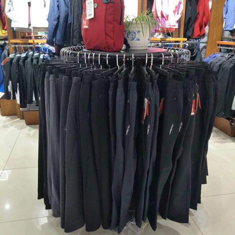 服装店圆形衣架落地展示架体育用品店男装店黑色中间展示架中岛架