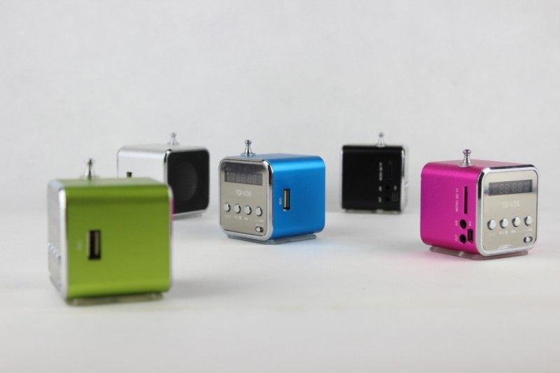 TD-V26插卡音箱收音机手机迷你音响便携小音箱显示屏mp3播放器