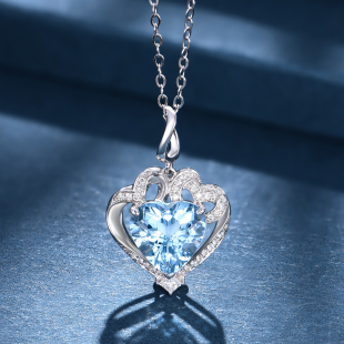 私意珠宝天然彩宝石4A海蓝宝吊坠18K金镶钻石爱心形首饰项链定制
