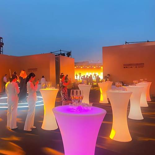 跨境发光酒吧台桌椅商用休闲高脚桌室外露天活动可移动鸡尾酒桌子