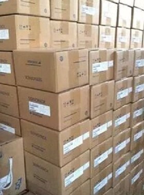 SGAH0BC安川伺服电机全新,质保一年 。