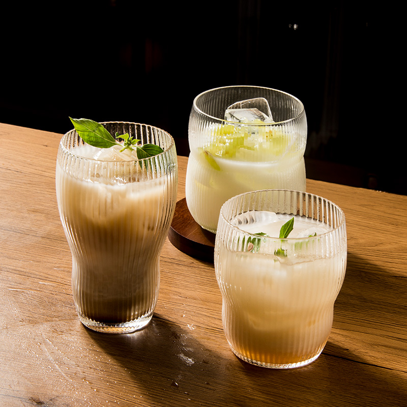 轻奢冰美式咖啡杯玻璃小巧设计感条纹卡通小众冷萃艺术创意果汁杯