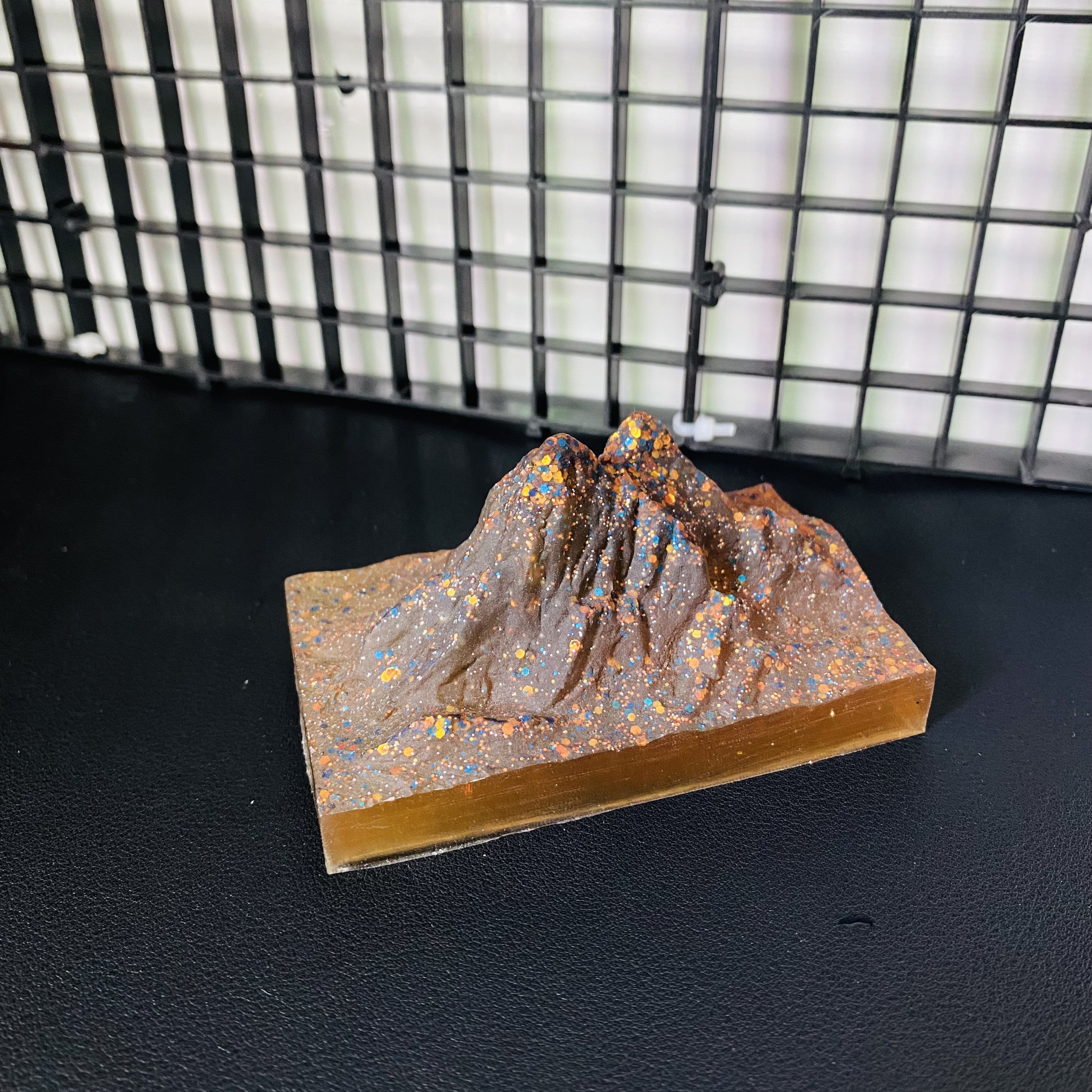 极简风〈鎏金金山〉新款汽车摆件精致摆设车头驾驶位车饰装饰模型
