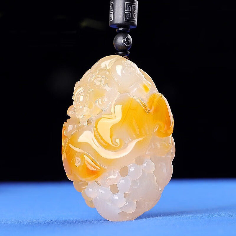 玉髓手把件玉石玛瑙如意貔貅镂空把玩件男士文玩玉器手玩件