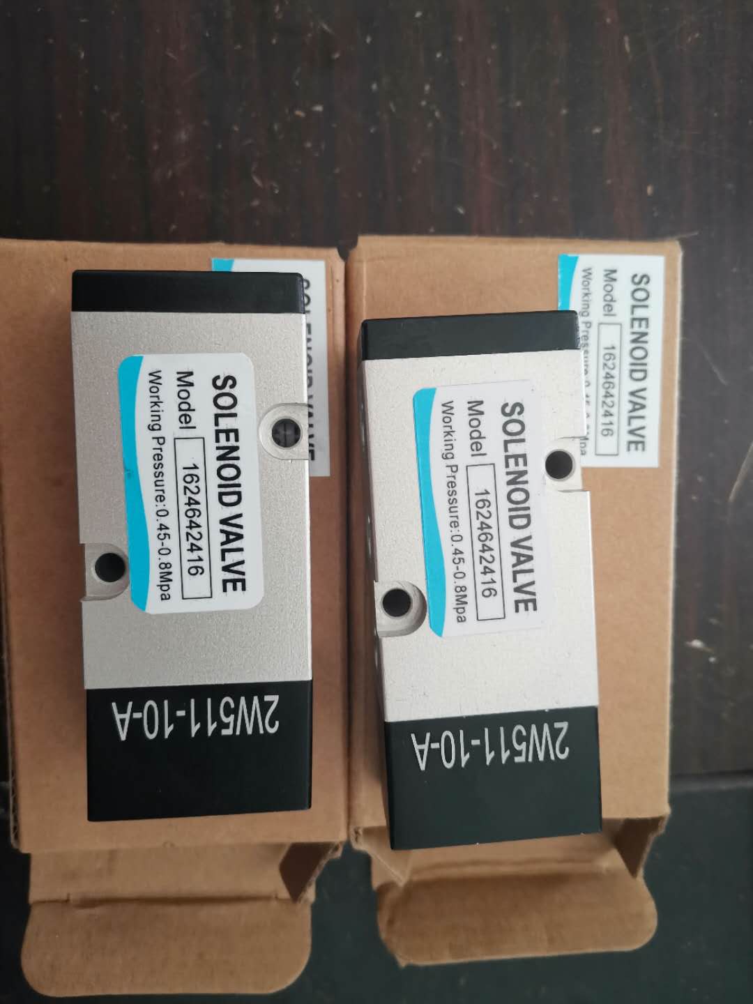 SOLENOID VALVE气控电磁阀 2W511-10-A 气控换向阀1624641053