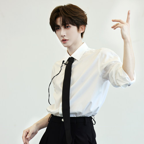 明星同款白色长袖痞帅西装衬衫男