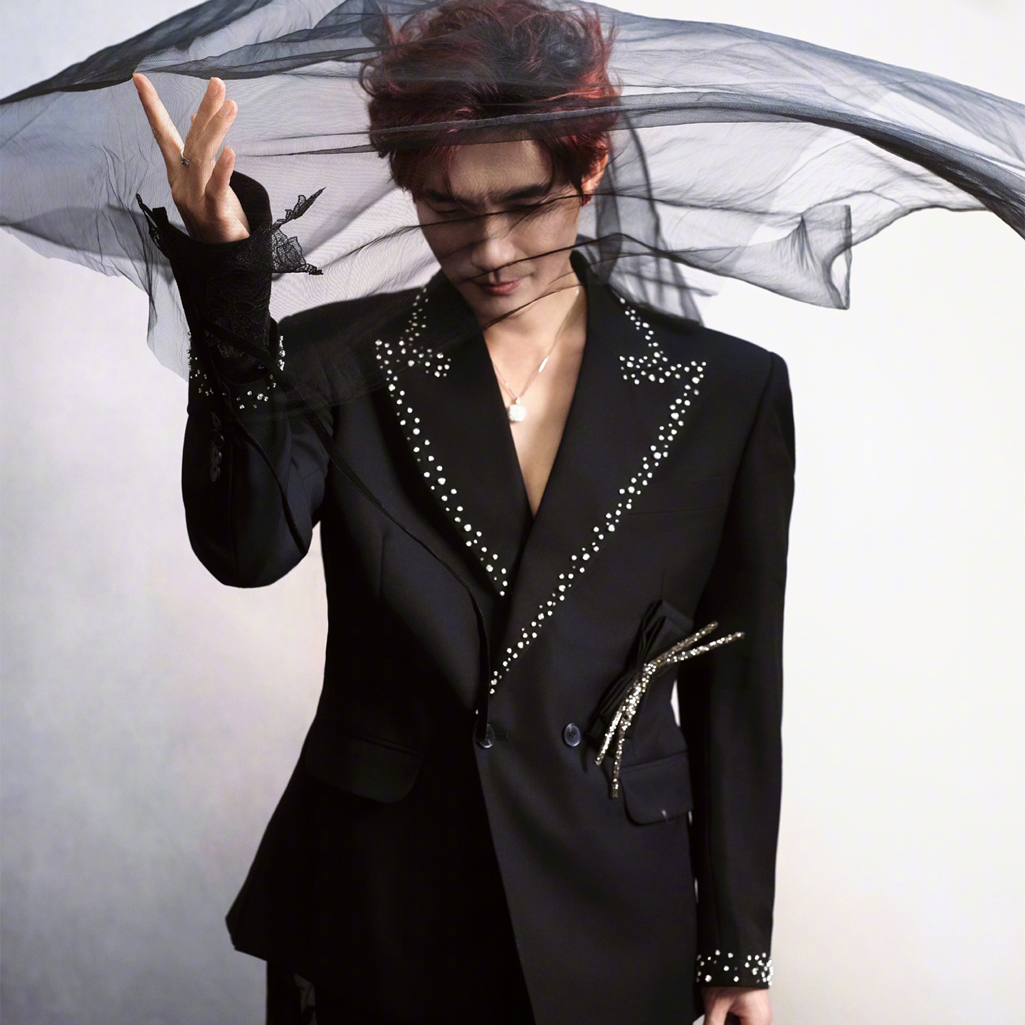 陈楚生同款黑色烫钻晚宴西装套装