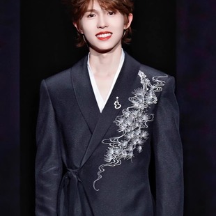 男舞台主持休闲西服外套 白色国风刺绣系带西装 李昊明星同款 新中式