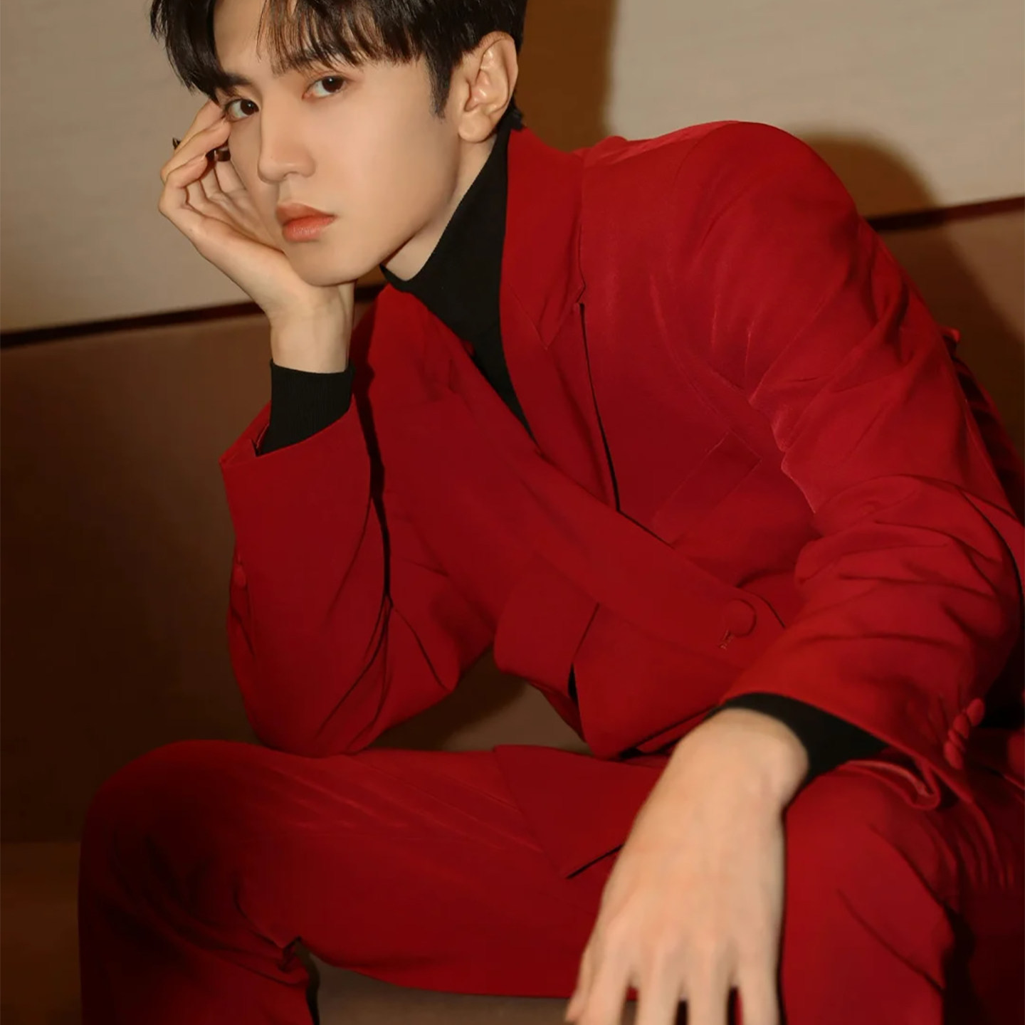 陈哲远明星同款红色港风复古伴郎西服男秋冬痞帅两件套休闲西装潮,男装,休闲西服,淘宝优惠券,粉丝福利购,淘宝优惠卷