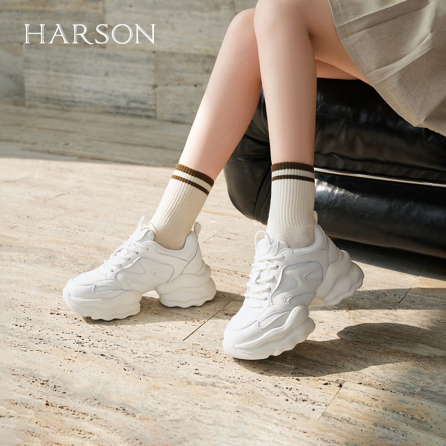 哈森厚底增高老爹鞋休闲运动鞋2025冬季新款小白鞋网面HWCL250128