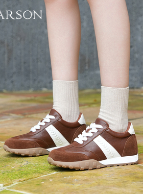 哈森复古休闲鞋2025新款德训鞋平底运动小白鞋女款百搭HWCL250117