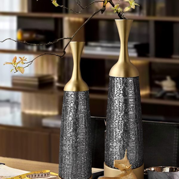 大花瓶轻奢摆件《瓶步青云》浮雕干花器家居玄关客厅电视柜装饰品