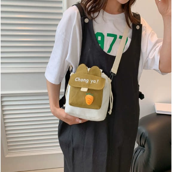 韩版可爱少女学生斜挎包女小包包单肩包