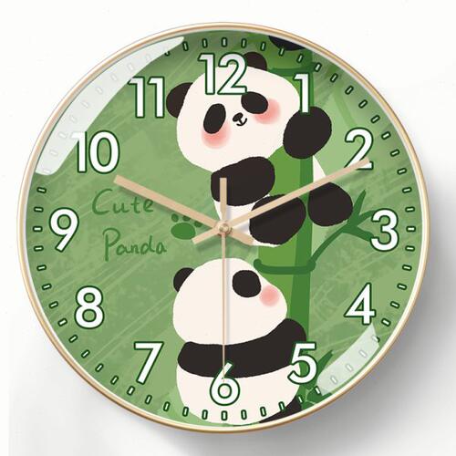 熊猫挂钟客厅原创卡通2023新款简约可爱网红家用自动对时钟表静音