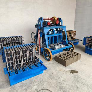 大轮移动砖机下蛋圆孔空心砌块成型机实心成型水泥免烧砖机设备
