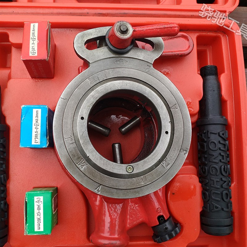 沪工轻型手动套丝机4分-2寸新型管螺纹铰扳114镀锌钢管扳丝机60W