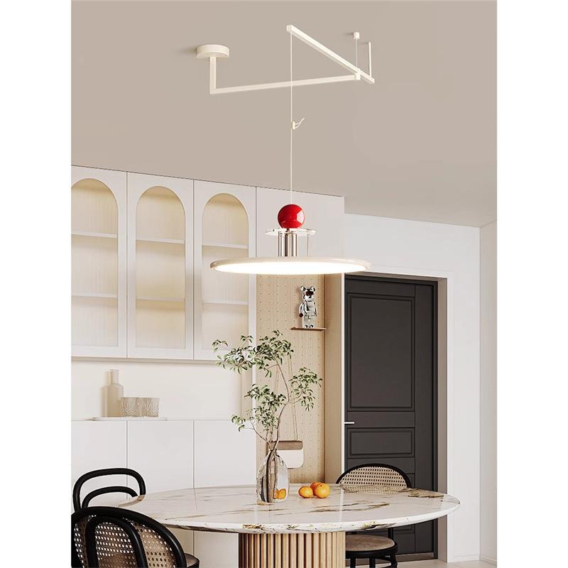 2024年新款餐厅吊灯简约现代设计师奶油风可移位饭厅灯广东中山灯