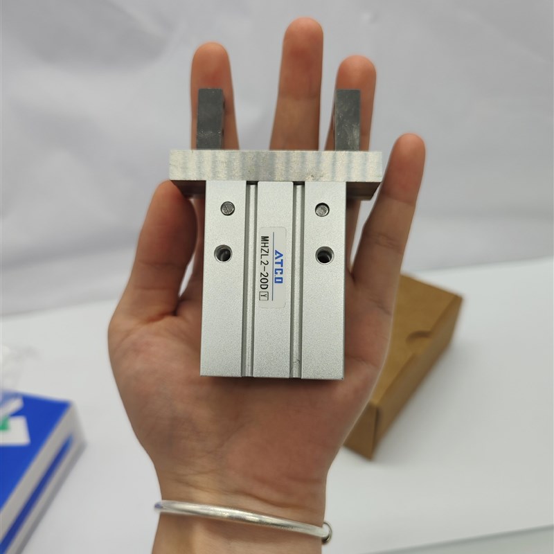 S型平行导轨加长气动手指气缸L2v-10D/L2-16D/-20D/25D/D2