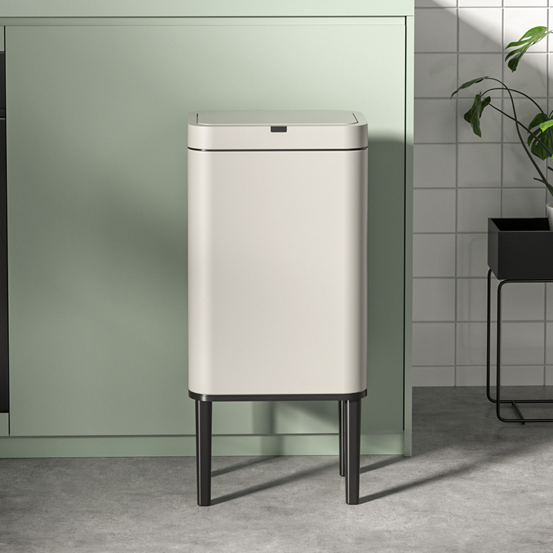 智能感应新款高脚不锈钢垃圾桶 厨房卫L生间客厅自动开关卫生桶