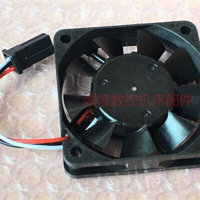 全新9WF0624H7D03 A90L-0001-0511 24V 原装发那科设备专用风扇