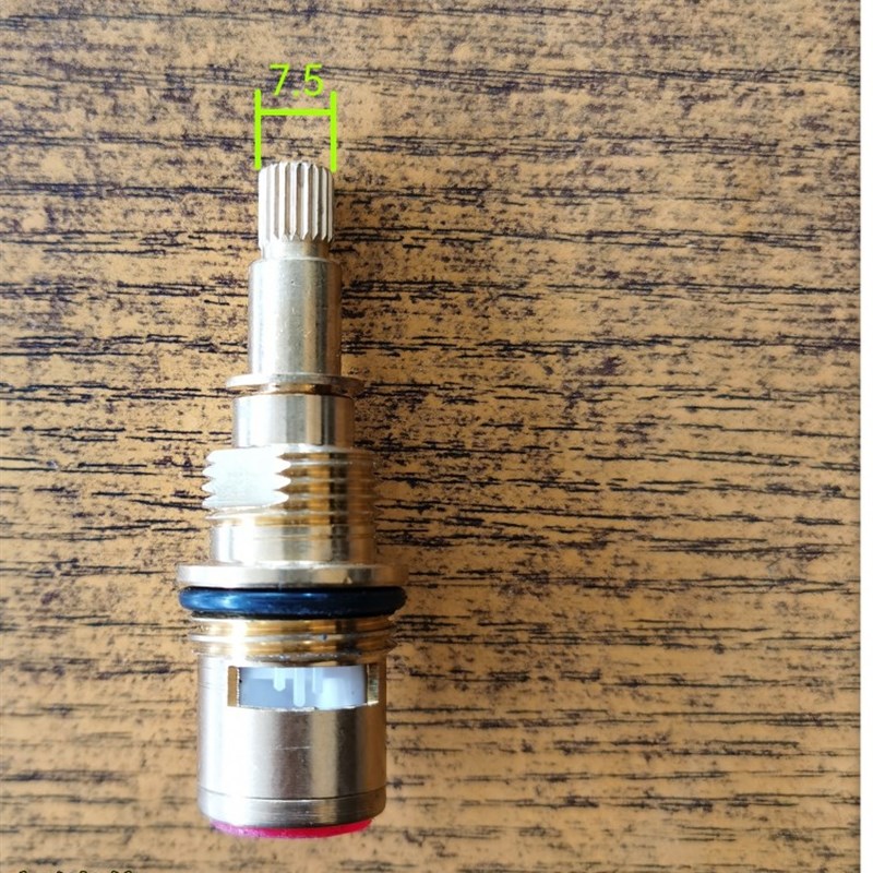 足疗足浴洗脚盆沐足盆浴足盆配件阀芯开关出水口瀑布铜管不锈钢管