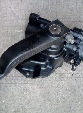 跃进帅虎H500    方向机带助力总成0451