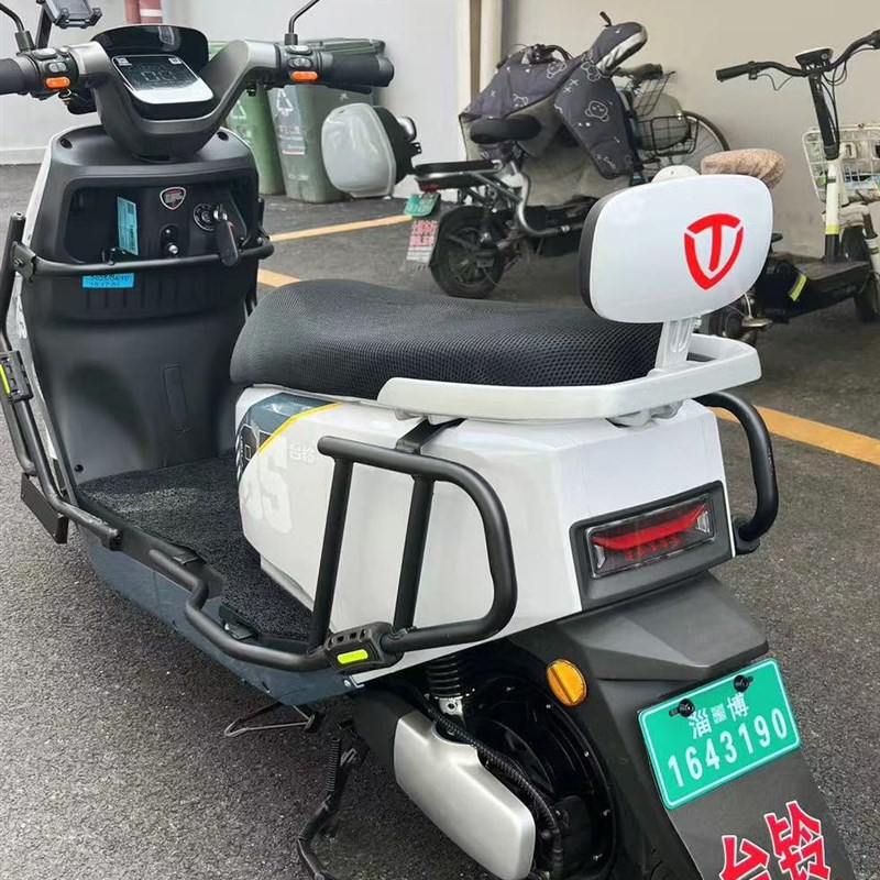 适用25款台铃EB加粗加厚保险杠全车护杠尾架货架尾箱改装配件