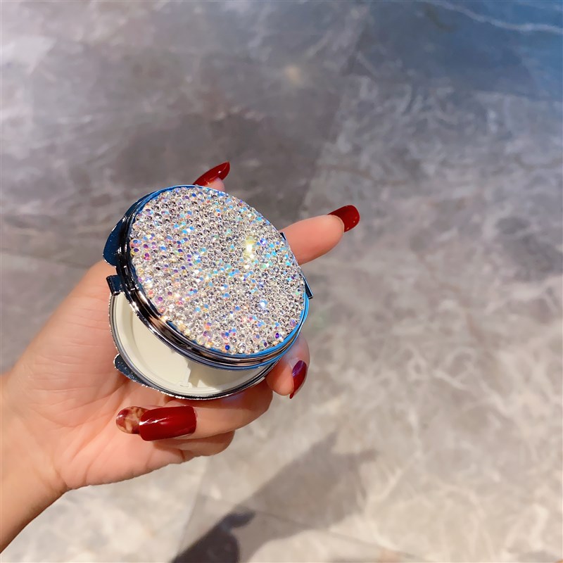 新款精致水钻随身小药盒便携迷你收纳分装盒女潮镶钻Y奢华礼品女