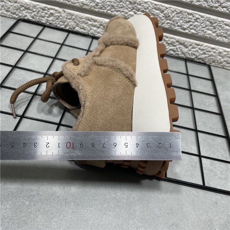 断码处理真皮老爹鞋冬季新款加绒厚底增高毛须边休闲运动阿甘鞋女