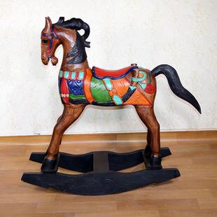 泰国创意木雕彩绘儿童玩具大号实木摇摇马木马家居店面装饰摆件