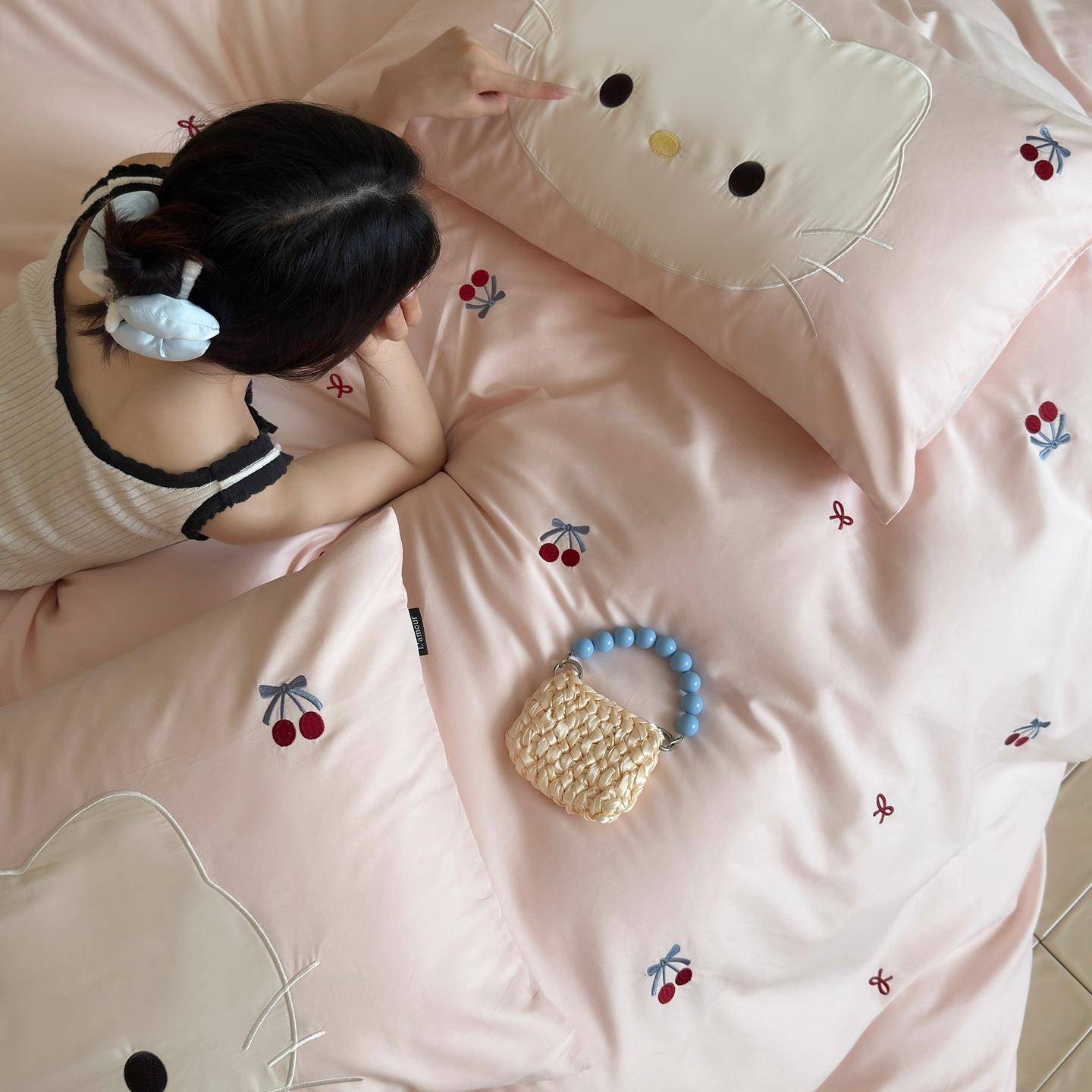 100支小樱桃卡通全棉细腻陶瓷磨毛四件套秋冬加厚纯棉床单床笠款