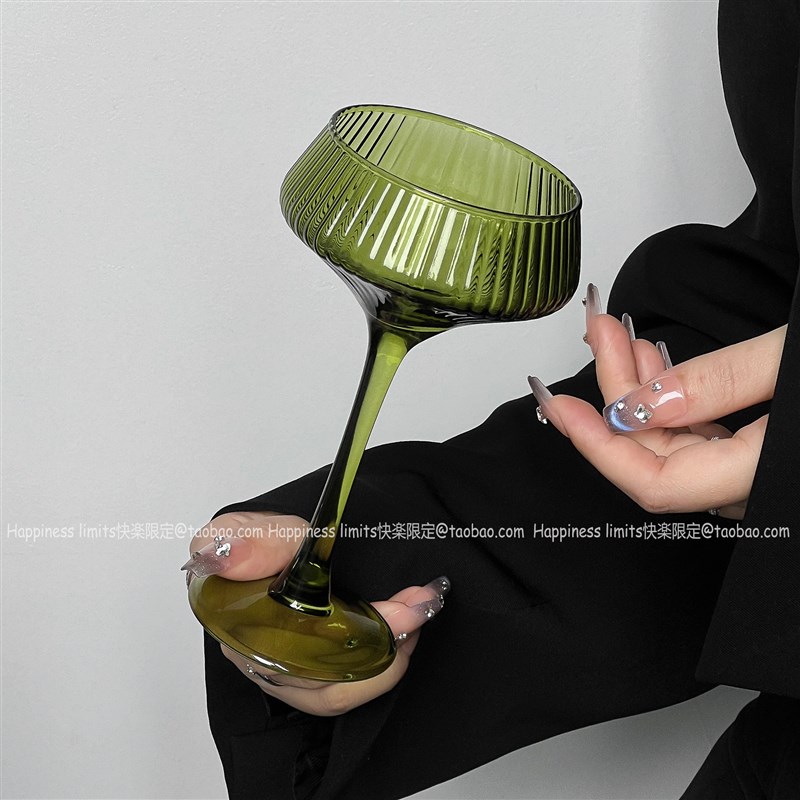 复古绿中古杯条纹高脚杯鸡尾酒杯玻璃红酒香槟杯气泡水杯子雪糕杯