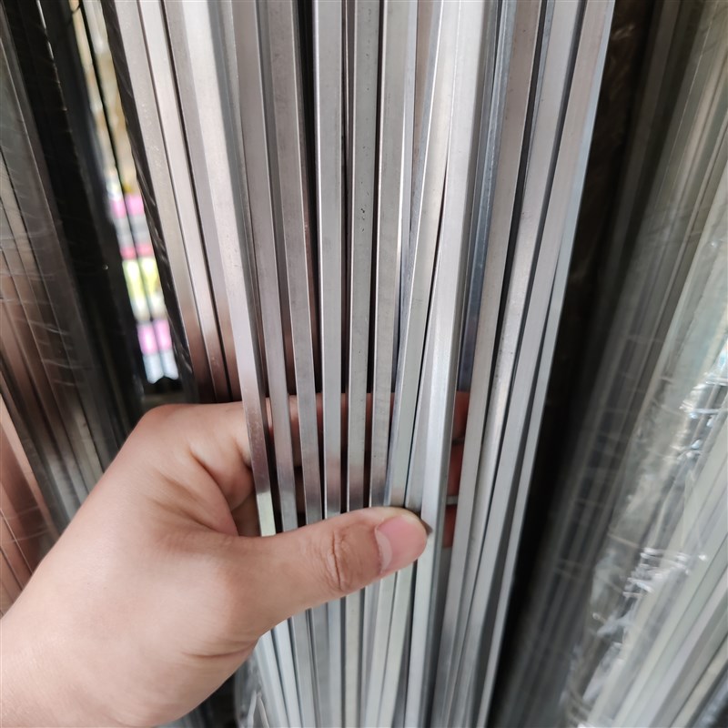 304不锈钢扁条方条303 316扁钢方钢实心方棒冷拉退火易车钢板钢排