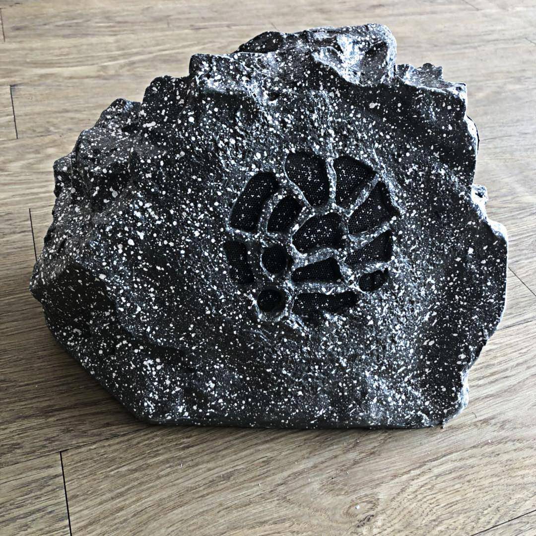 草坪音箱仿石头音响树脂玻璃钢假石广播音箱户外防水喇叭工厂生产