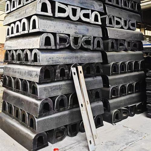 久矿橡胶嵌丝轨道铺面板 轨道减震缓冲垫板耐高压平交道口板