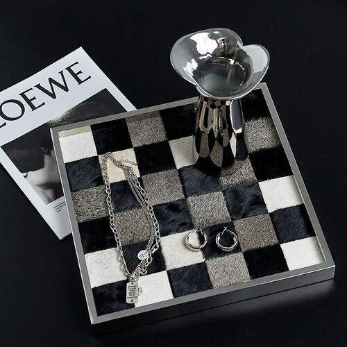 吉维尼香薰黑白马毛棋盘格托盘不锈钢玄关桌面收纳首饰摆件装饰品