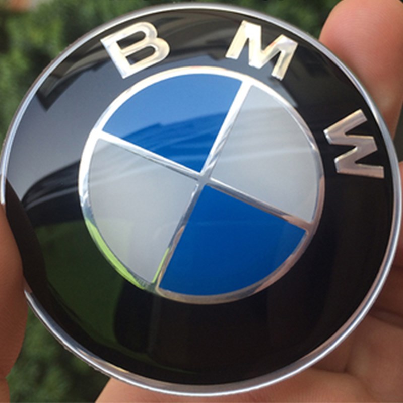 适用宝摩托车车贴花改装贴车标3D金属标马BMW标志贴纸油箱贴