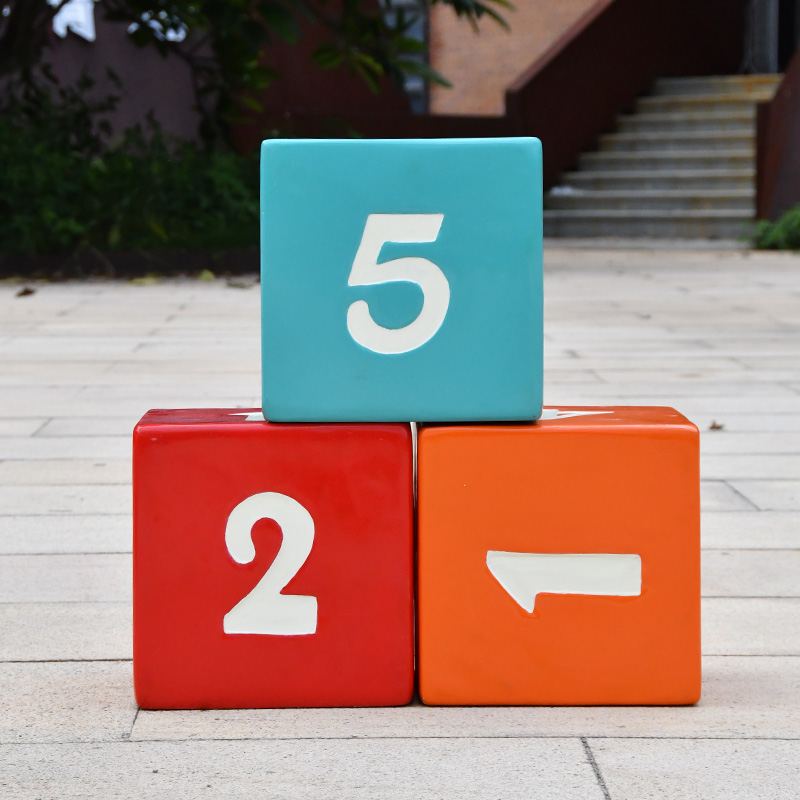 户外玻璃钢雕塑大号色子t筛子商场美陈房地产中秋活动道具骰子摆