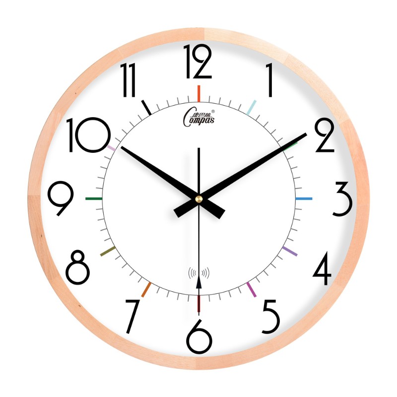 康巴丝挂钟客厅创意实木钟v表静音电波钟北欧简约大号家用钟饰挂